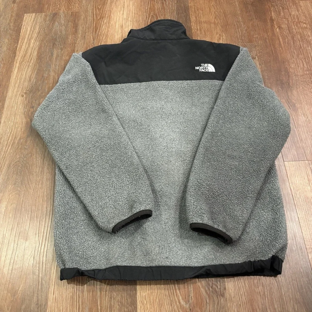 The North Face Boys Youth XL TG Denali Fleece Jacket‎ Full Zip Gray Black